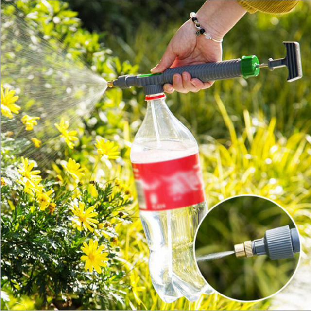 Adjustable Sprinkler Household Beverage Bottle Watering Sprayer Head Watering Can Pressure Atomizing Nozzle (ESG12220)