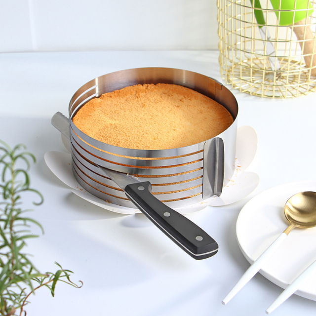 Stainless Steel Adjustable Round Layered Cake Slicer Leveler (ESG15700)