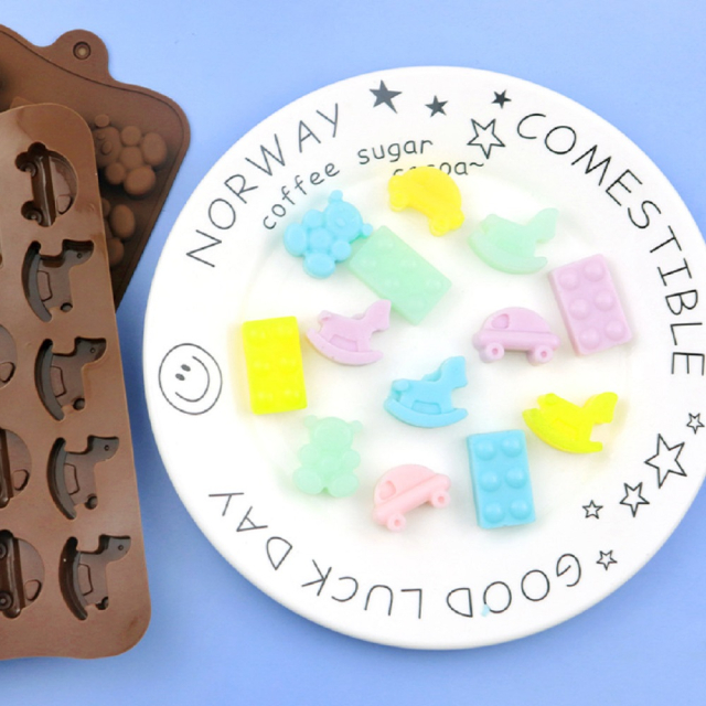 Toy Series Non-Stick Silicone Chocolate, Candy, Cake Mold Toy Brick Blocks and Teddy Bear Mold (ESG17536)